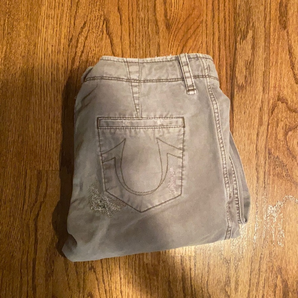 Mens Distressed True Religion size 29 pants
